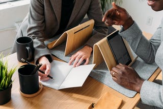 Can I Withhold Payments to My Contractors? LegalVision NZ